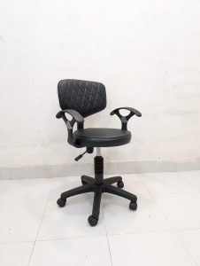 পাকিস্তানি টুল চেয়ার হাতাসহ -  কালো কালার