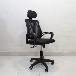 V Mesh Chair - কালো কালার